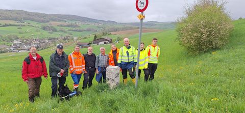 Bild von Links: H. Wesle (Tengen/ Weil als Gast), G. Gebhard Zoll Deutschland, G. Lohr Kanton Schaffhausen Vermessung, E. Stadler Zoll Schweiz, R. Stamm Gemeinde Thayngen, G. Furtwängler Gemeinde Hilzingen, M. Hartwig, B. Weber, F. Sutter alle Landratsamt