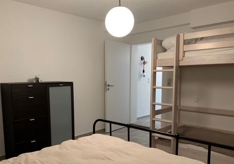 2. Schlafzimmer